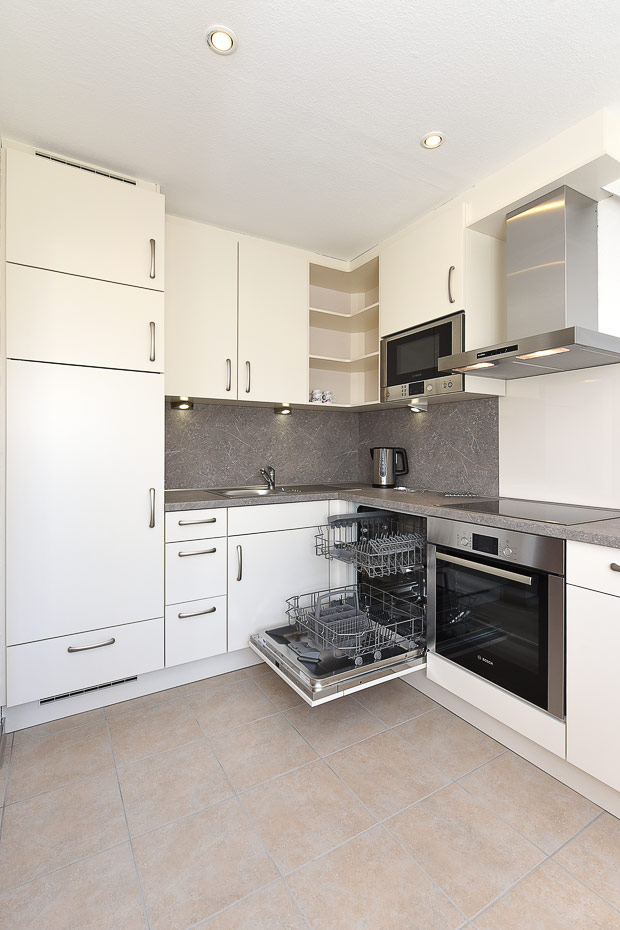 Ferienwohnung „oben links“ - Wohnzimmer mit integriertem Küchenbereich