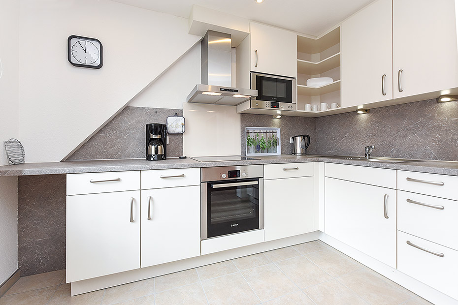 Ferienwohnung „oben rechts“ - Wohnzimmer mit integriertem Küchenbereich