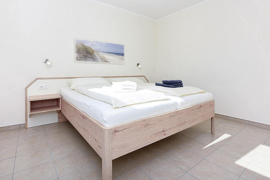 Ferienwohnung „unten links“ - Schlafzimmer 1