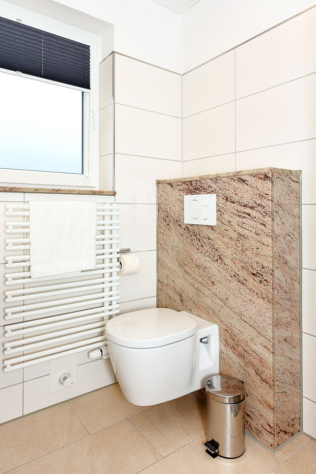 Ferienwohnung „unten rechts“ - Badezimmer