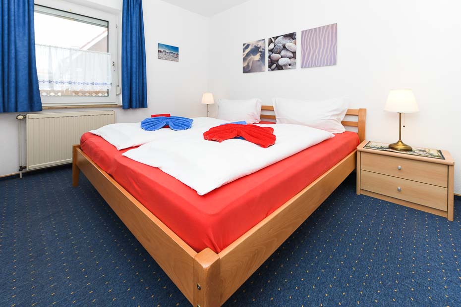 Ferienwohnung „Norderney“ - Schlafzimmer 1