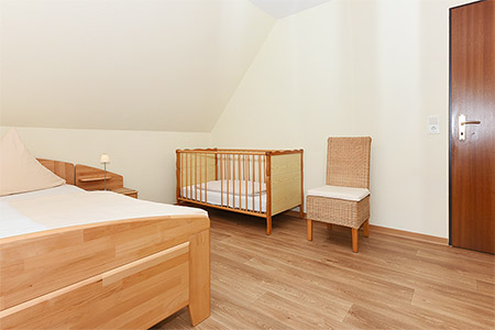 Ferienwohnung „Landblick“ - Schlafzimmer 1