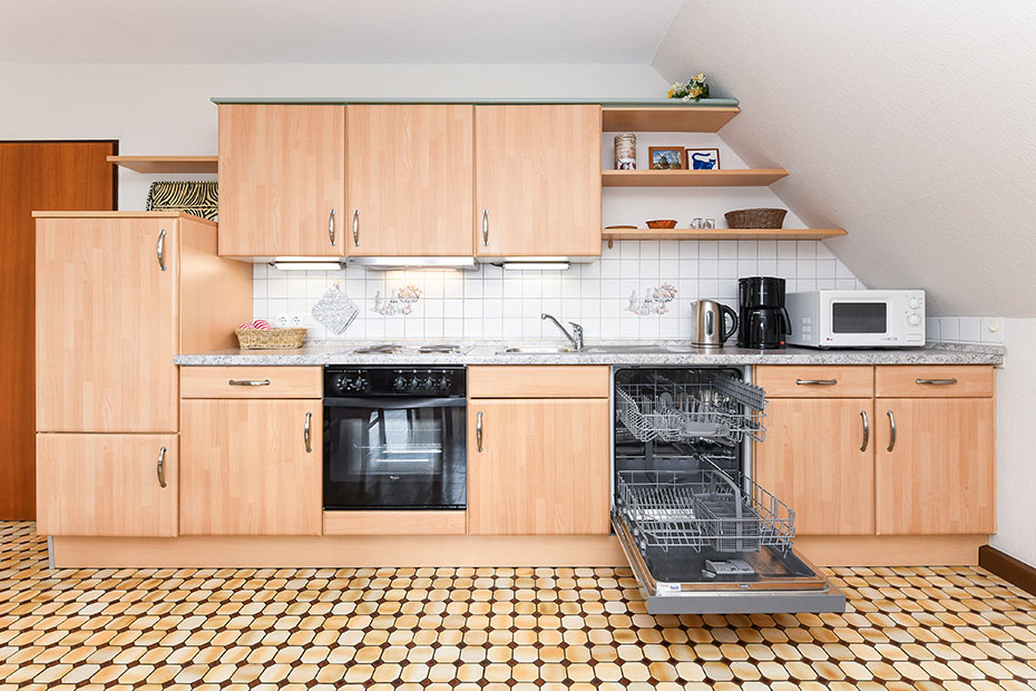 Ferienwohnung „Landblick“ - Wohnzimmer mit integriertem Küchenbereich