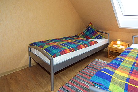 Ferienwohnung „Wiesenblick“ - Schlafzimmer 2/Kinderzimmer