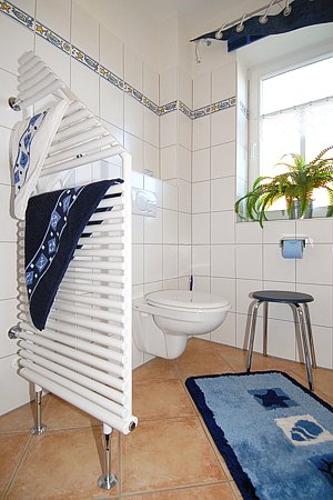 Ferienwohnung „Waterkant“ - Badezimmer