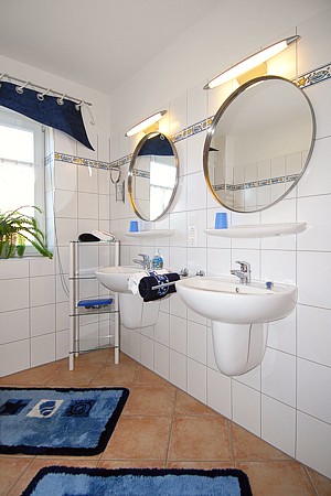 Ferienwohnung „Waterkant“ - Badezimmer