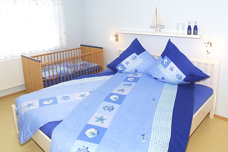 Ferienwohnung „Waterkant“ - Schlafzimmer