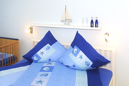 Ferienwohnung „Waterkant“ - Schlafzimmer