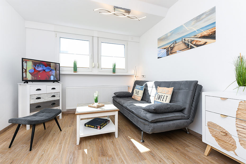 Ferienwohnung „Knurrhahn“ - Wohnraum mit integrierter Küche