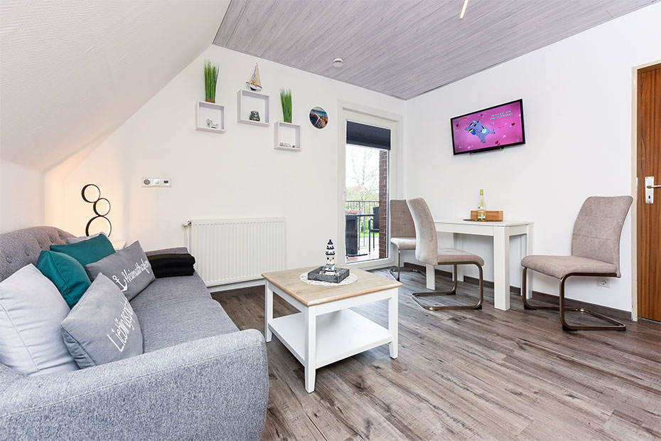 Ferienwohnung „Krabbe“ - Wohnraum mit integrierter Küche