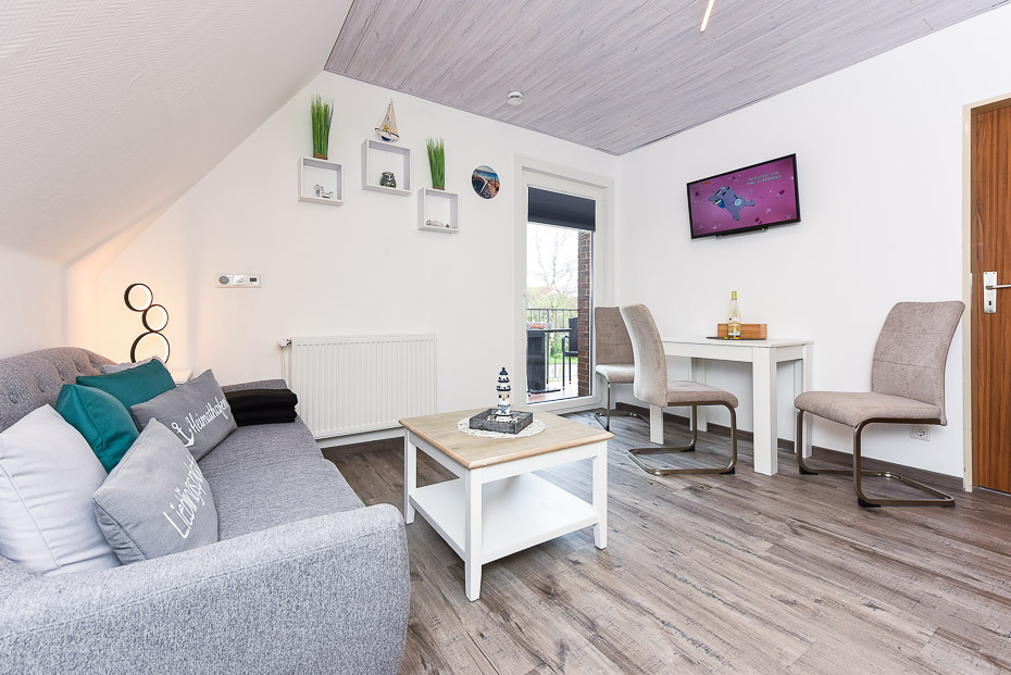 Ferienwohnung „Krabbe“ - Wohnraum mit integrierter Küche