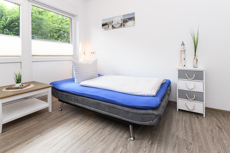 Ferienwohnung „Scholle“ - Wohnraum mit integrierter Küche