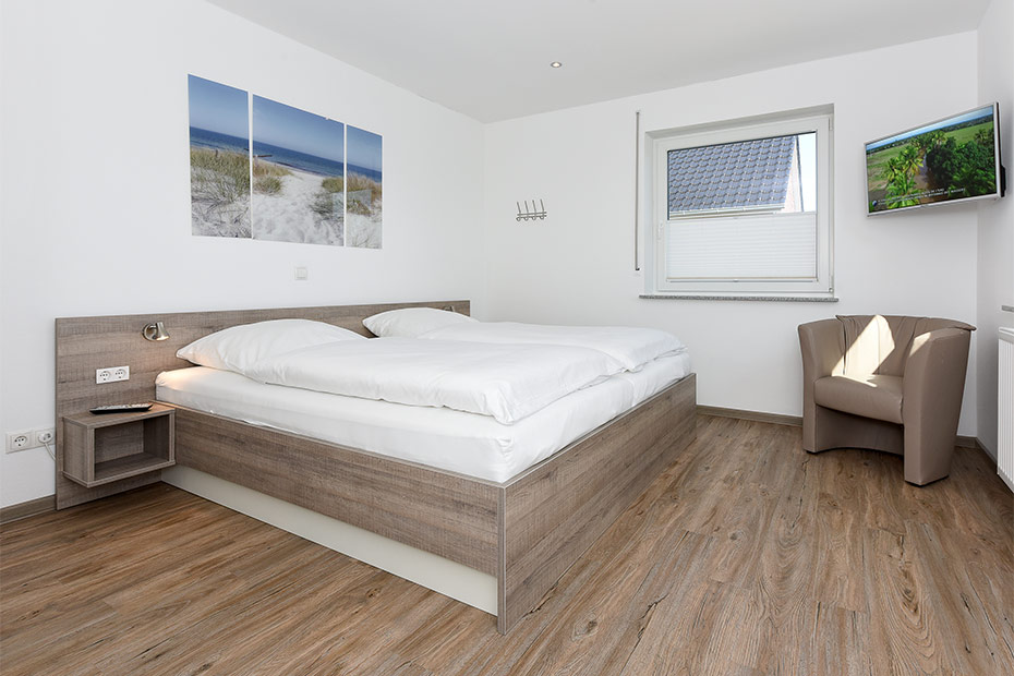 Ferienhaus „Deichgraf 1“ - Schlafzimmer 1