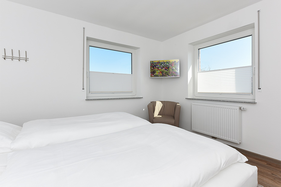 Ferienhaus „Deichgraf 1“ - Schlafzimmer 1