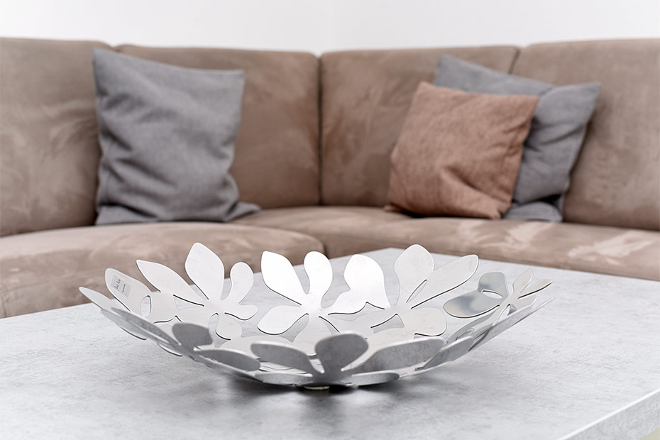 Ferienhaus „Deichgraf 1“ - Wohnzimmer mit integriertem Küchenbereich