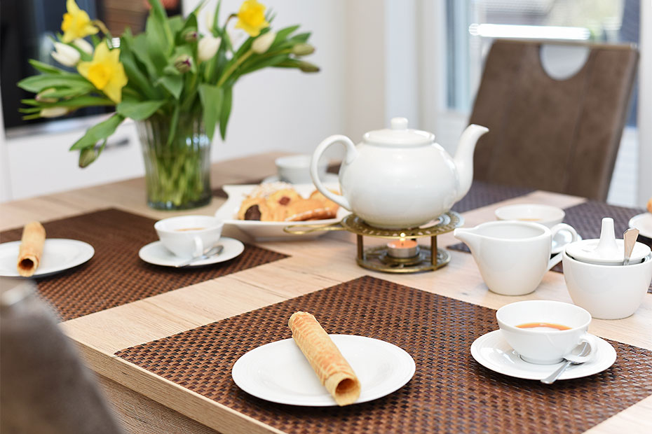 Ferienwohnung „oben links“ - Wohnzimmer mit integriertem Küchenbereich