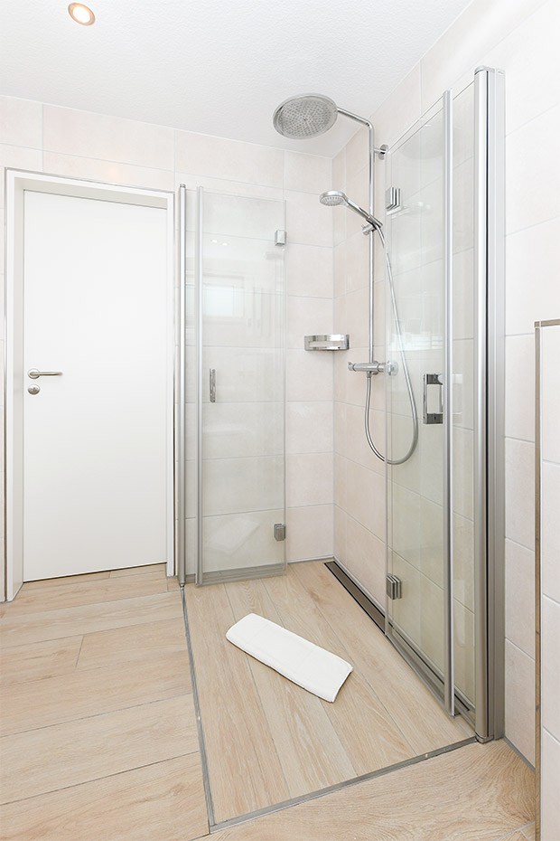 Ferienwohnung „unten links“ - Badezimmer