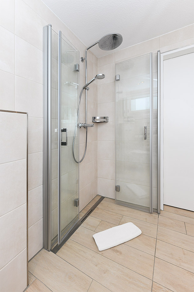 Ferienwohnung „unten rechts“ - Badezimmer