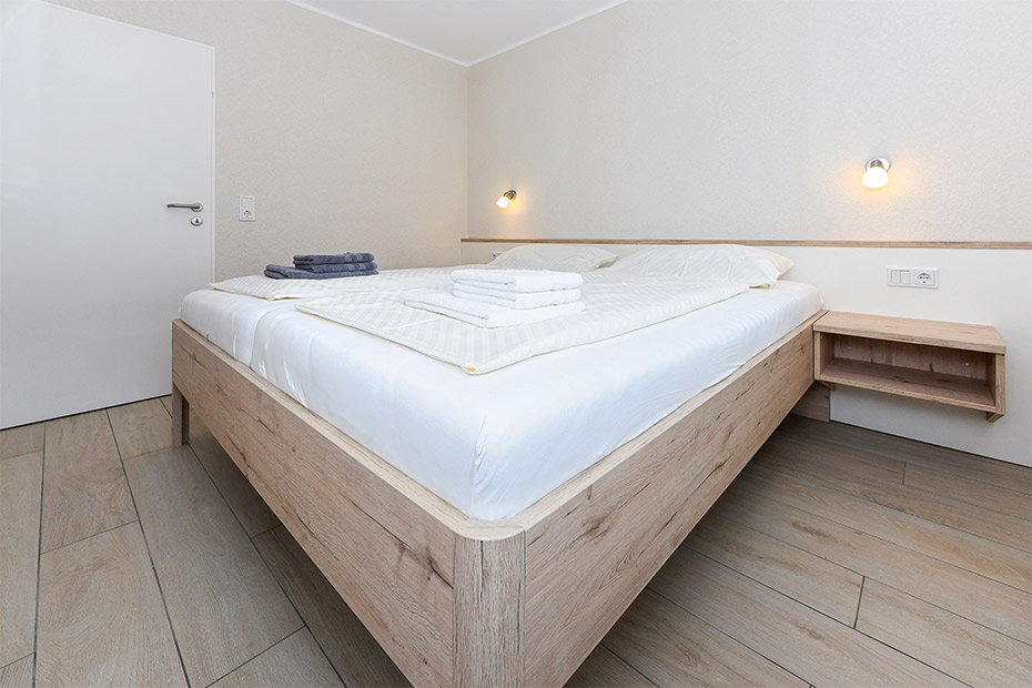 Ferienwohnung „unten rechts“ - Schlafzimmer 1