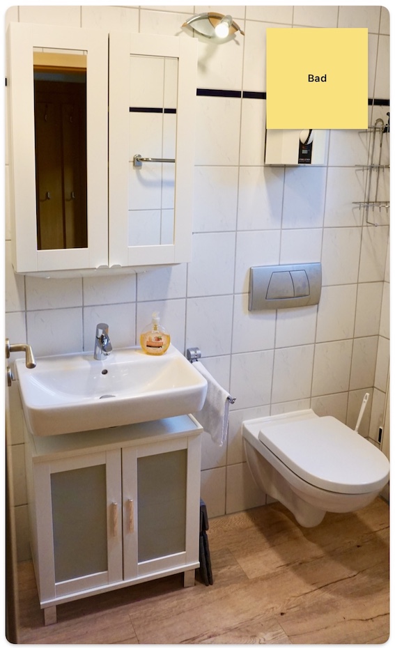 Ferienhaus „Carolinenhof 9“ - Badezimmer