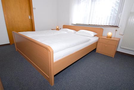 Ferienwohnung 2 - Schlafzimmer