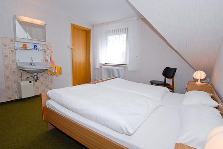 Ferienwohnung 4 - Schlafzimmer 2