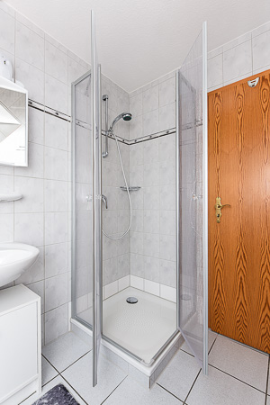 Ferienwohnung „Backbord“ - Badezimmer