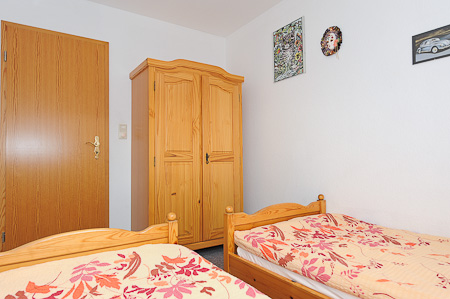 Ferienwohnung „Steuerbord“ - Schlafzimmer 2/Kinderzimmer