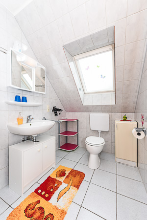Ferienwohnung „Steuerbord“ - Badezimmer