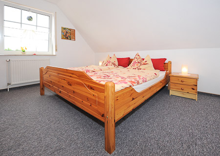 Ferienwohnung „Steuerbord“ - Schlafzimmer 1