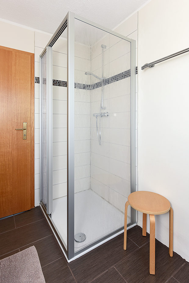 Ferienwohnung 3 - Badezimmer