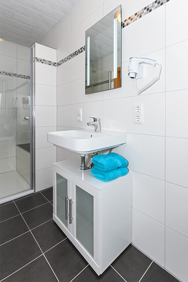 Ferienwohnung - Badezimmer