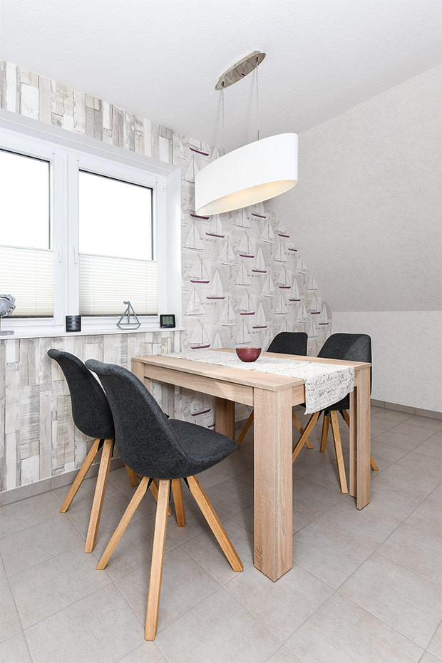 Ferienwohnung - Wohnzimmer mit integriertem Küchenbereich