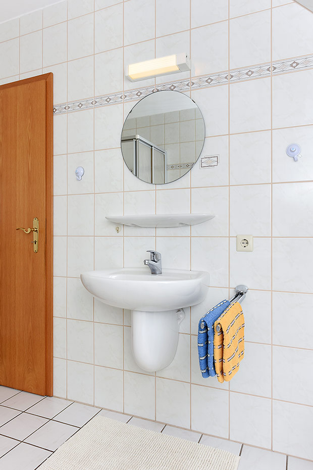 Ferienwohnung „Nord“ - Badezimmer