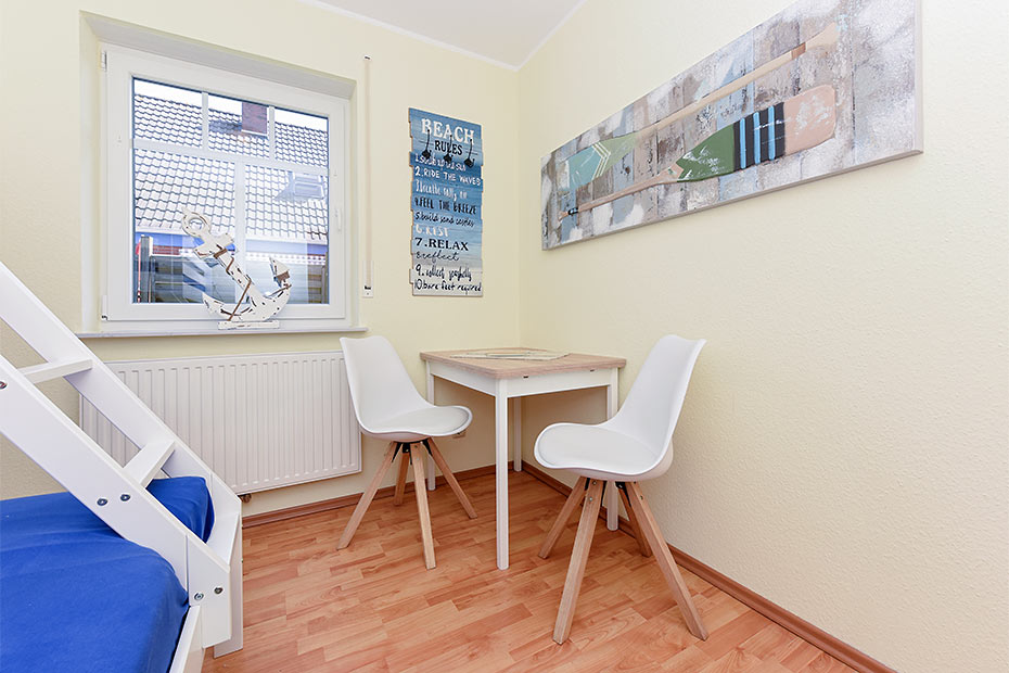 Ferienwohnung „Kleine Möwe“ - Schlafzimmer 2/Kinderzimmer