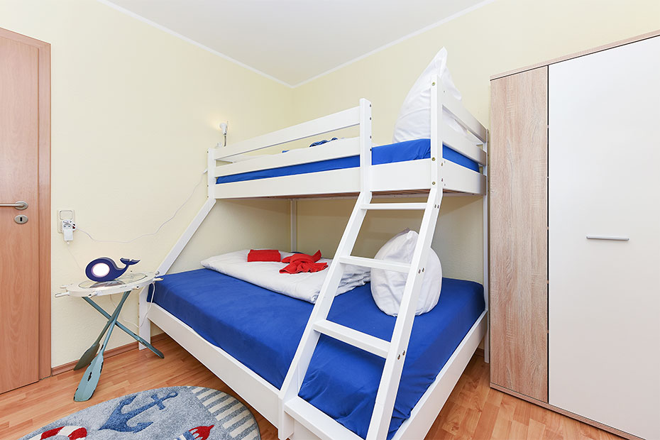 Ferienwohnung „Kleine Möwe“ - Schlafzimmer 2/Kinderzimmer