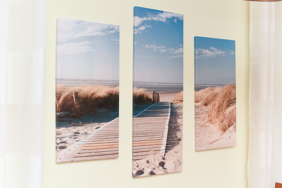 Ferienwohnung „Kleine Möwe“ - Wohnzimmer mit integriertem Küchenbereich