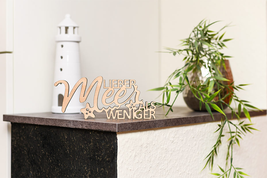 Ferienwohnung „Kleine Möwe“ - Wohnzimmer mit integriertem Küchenbereich