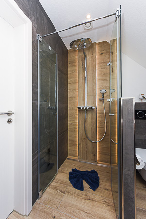 Ferienwohnung „Wattwürmchen“ - Badezimmer