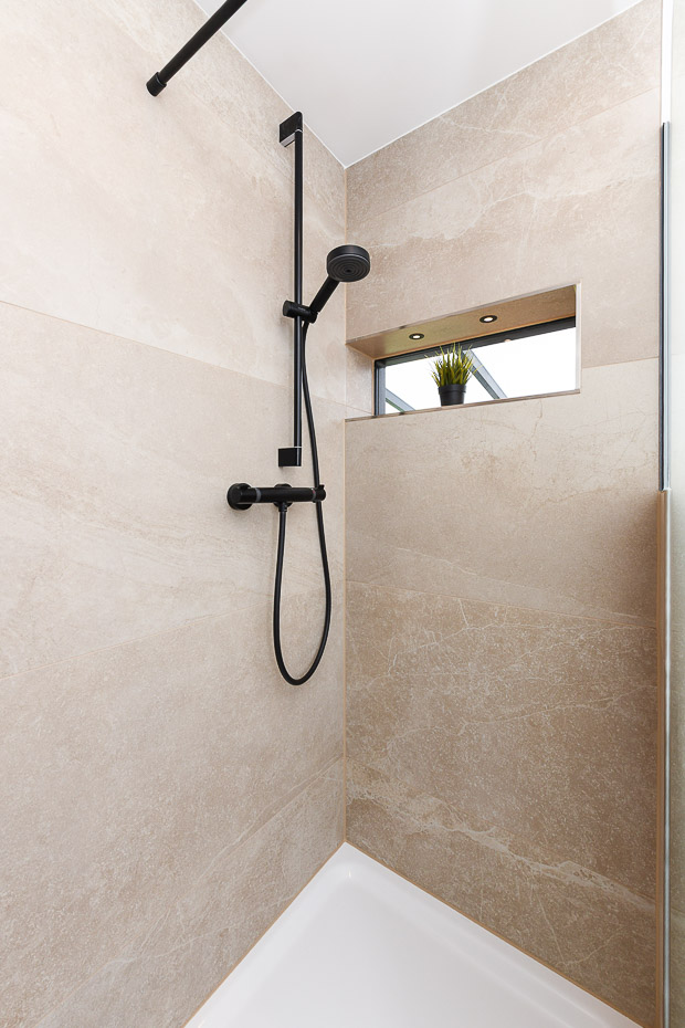 Ferienhaus „Möwenweg“ - Badezimmer 1 im Erdgeschoss