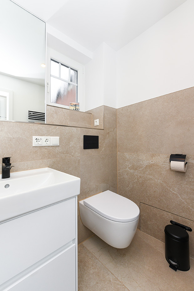 Ferienhaus „Möwenweg“ - Badezimmer 1 im Erdgeschoss