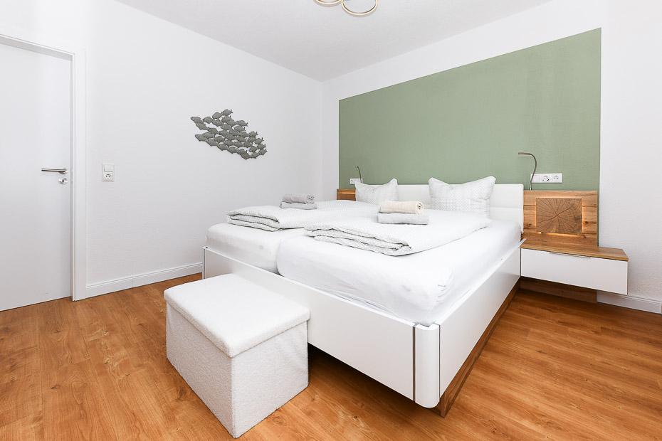 Ferienhaus „Möwenweg“ - Schlafzimmer 1