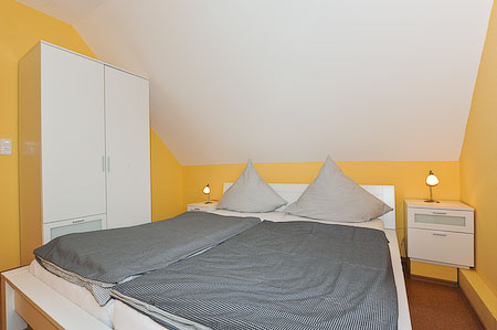 Ferienhaus „Möwenweg“ - Schlafzimmer 2