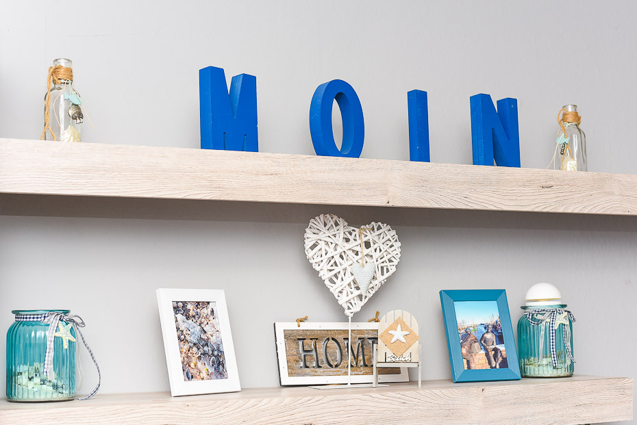 Ferienwohnung „Meer“ - Wohnzimmer mit integriertem Küchenbereich