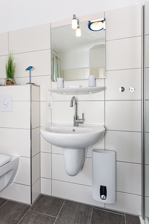 Ferienwohnung - Badezimmer