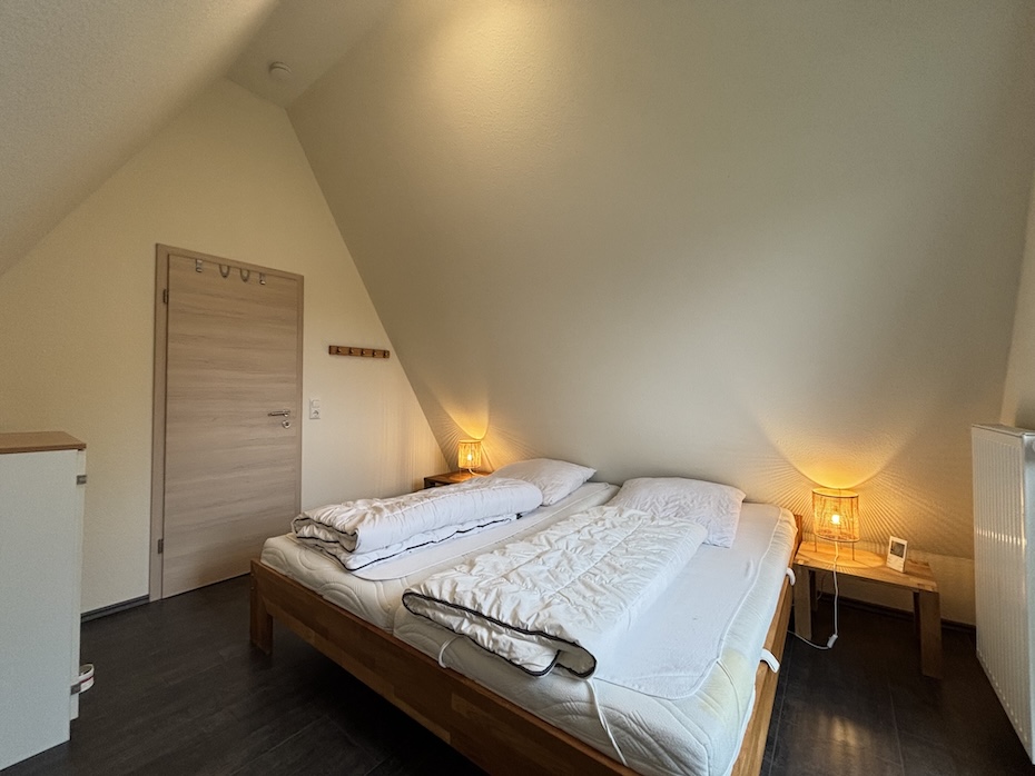 Ferienhaus „Nixe“ - Schlafzimmer 1