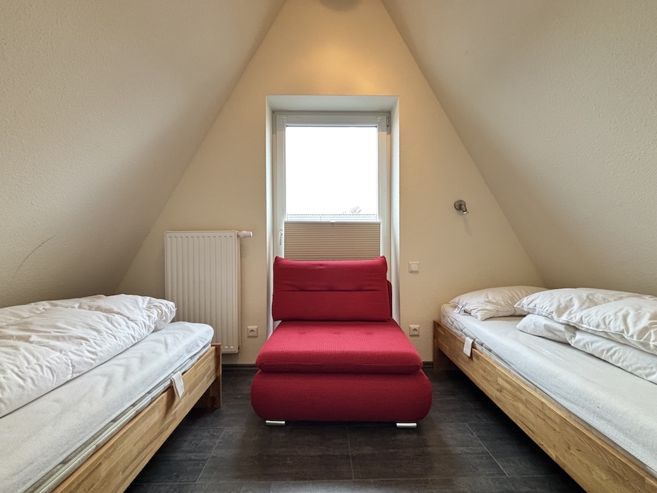 Ferienhaus „Nixe“ - Schlafzimmer 2/Kinderzimmer