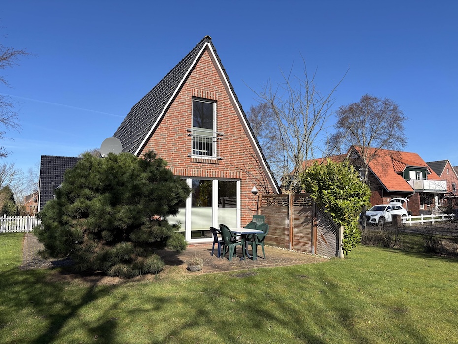 Ferienhaus „Nixe“ - Garten und Terrasse