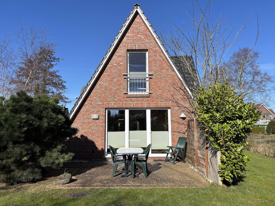 Ferienhaus „Nixe“ - Garten und Terrasse