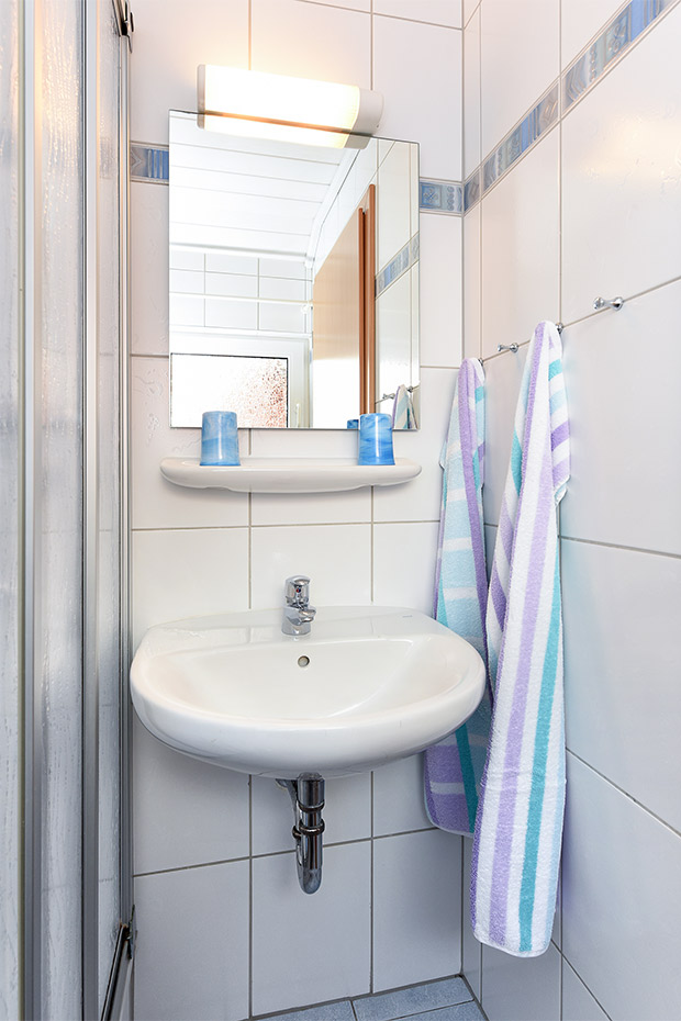 Ferienwohnung „Ebbe“ - Badezimmer